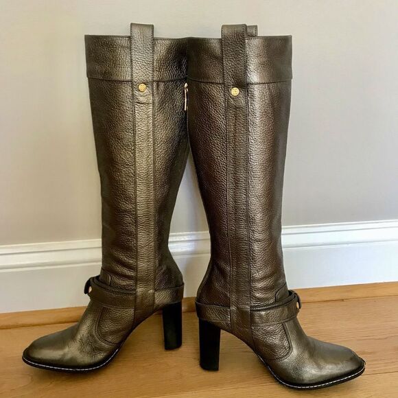 Neiman Marcus Brazilian Leather boor with Brass solid hardware - Picture 10 of 11